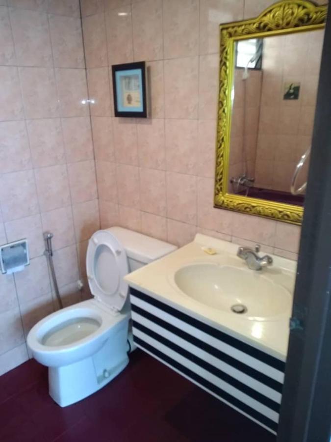 The Barn Private Home @ Sri Sayang Apartment Batu Feringgi Exterior foto